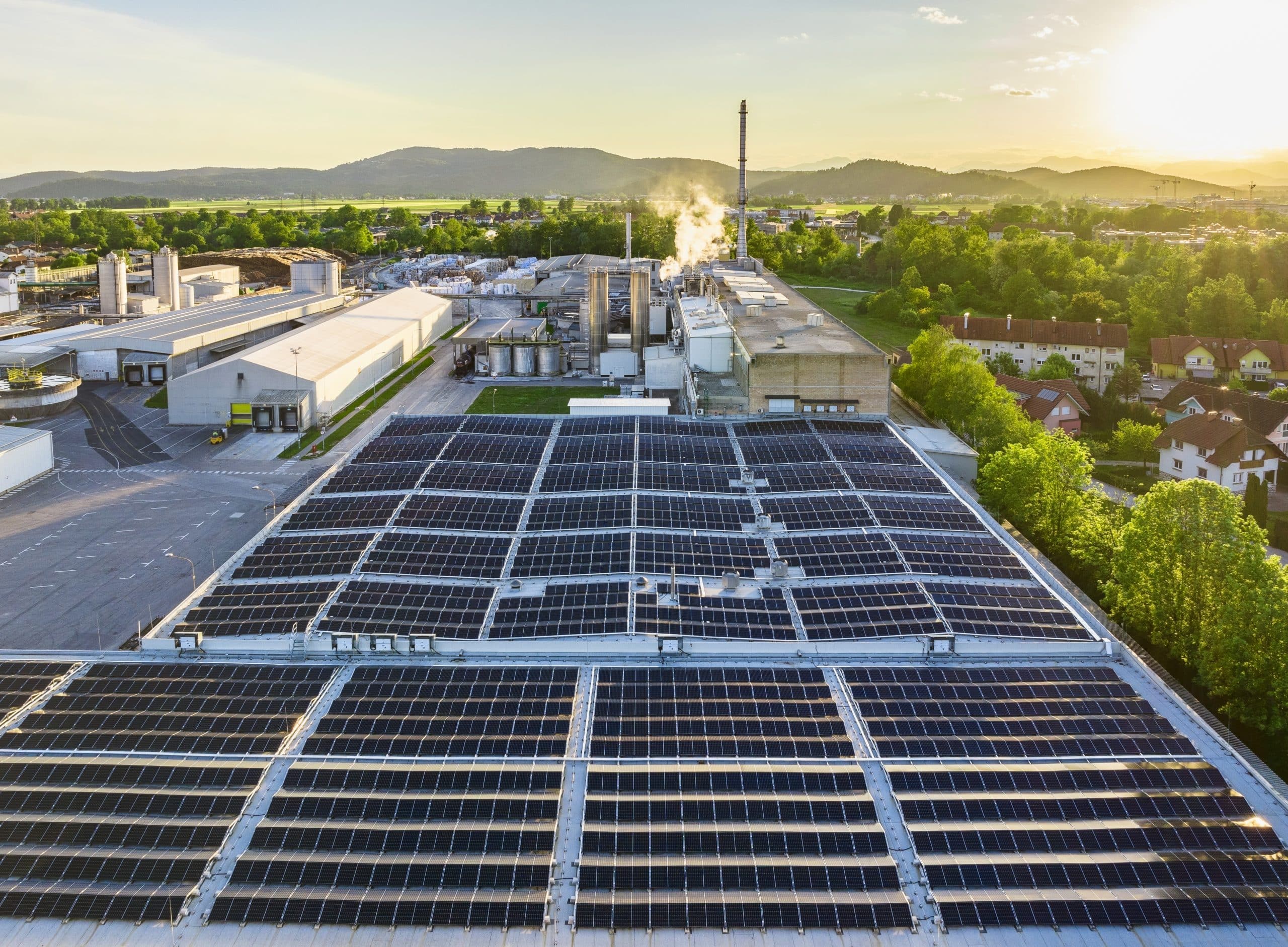 The solar power plant at MM Kolicevo supports the mill’s transition to renewable energy and contributes to reducing the carbon footprint of fibre-based packaging production.